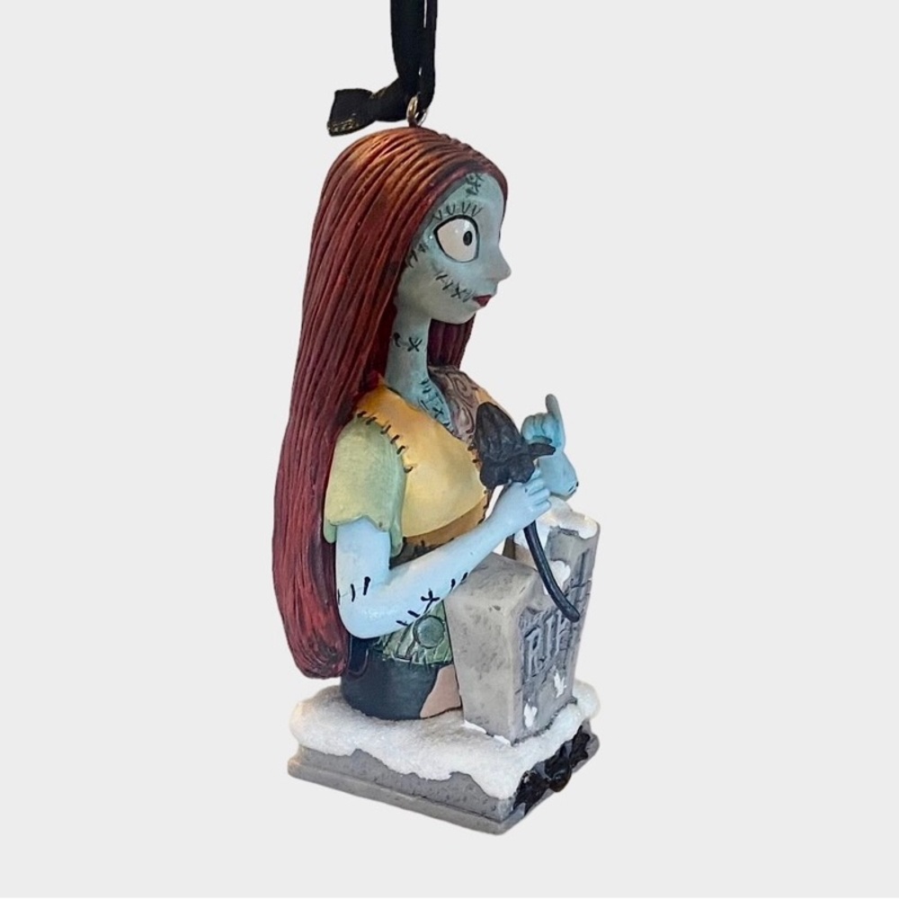 Disney Store Nightmare Before Christmas Sally Sketchbook Ornament - Picture 3 of 8